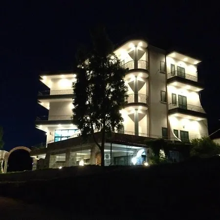 Artisti Hotell Vlorë