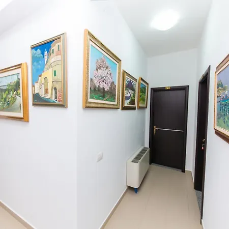 Hotell Artisti Vlorë