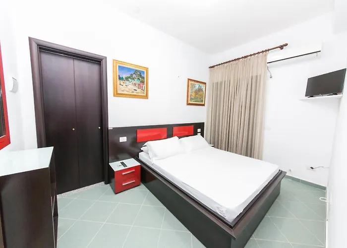 Hotel Artisti 3*