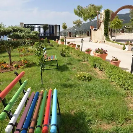 Hotel Artisti 3*